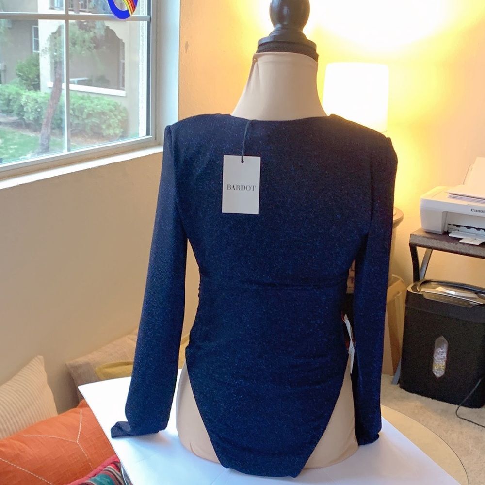 Bodysuits Size M - Picture 8 of 11